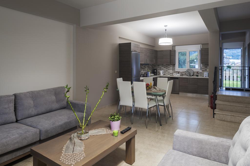 4 Seasons Villas Πλαταριά Δωμάτιο φωτογραφία