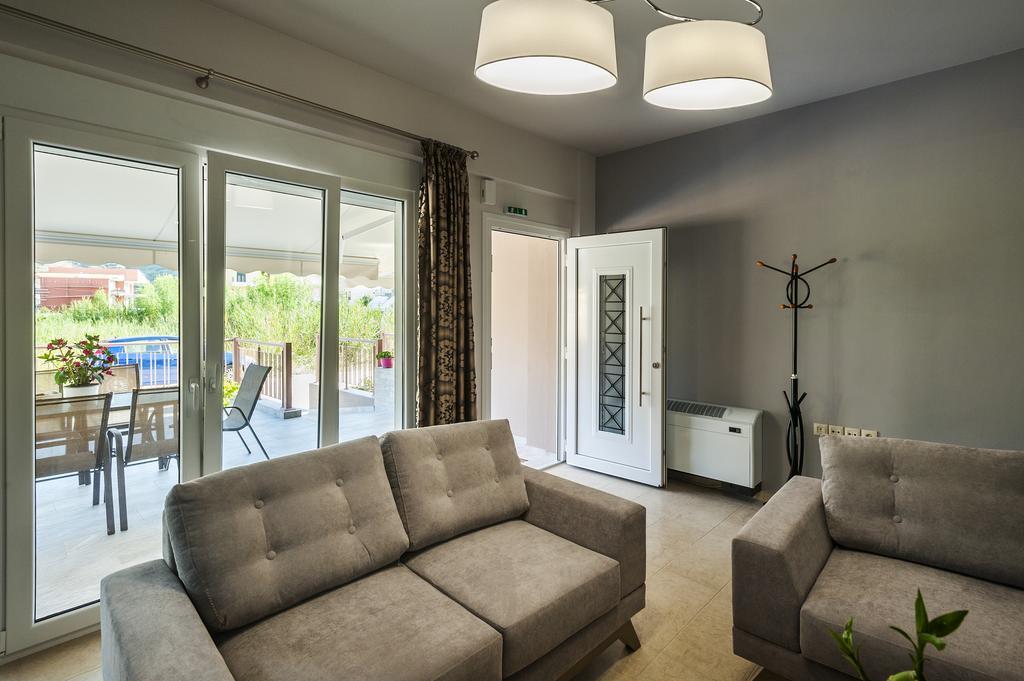 4 Seasons Villas Πλαταριά Δωμάτιο φωτογραφία
